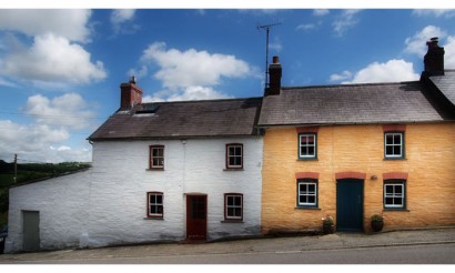 2 Penrhiw (right). Photo by Under the Thatch