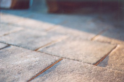 Flagstone flooring in the kitchen. Photo by Ben Stammers