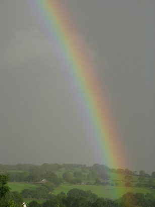 apple day rainbow